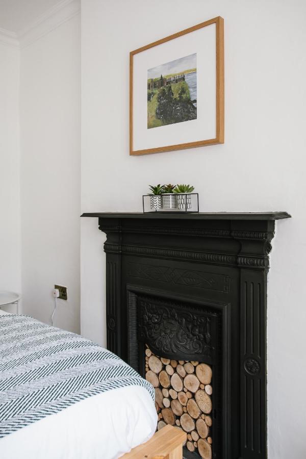 Cosy Period Cottage 2Min Walk To The Beach Portrush Eksteriør billede