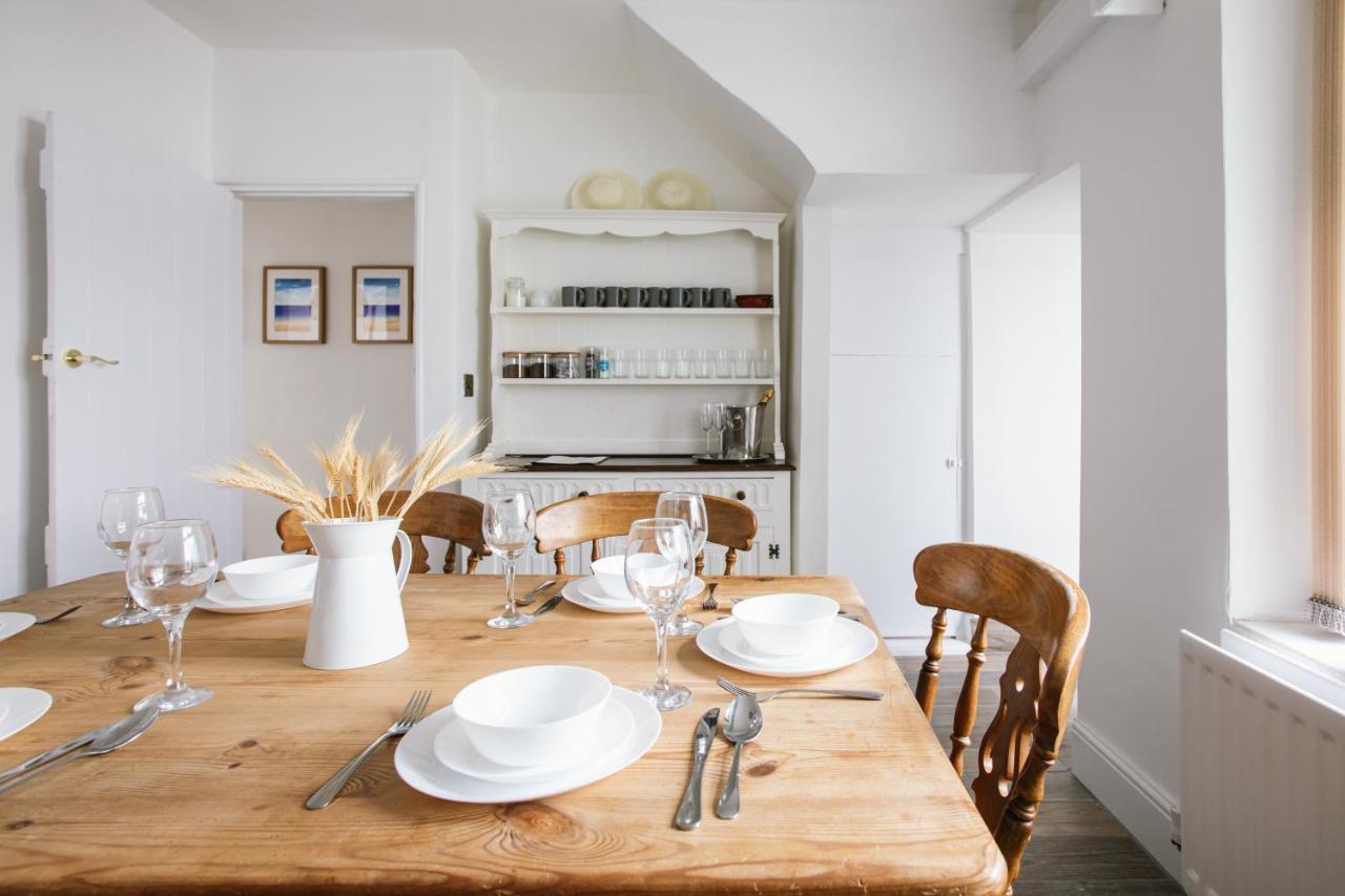 Cosy Period Cottage 2Min Walk To The Beach Portrush Eksteriør billede