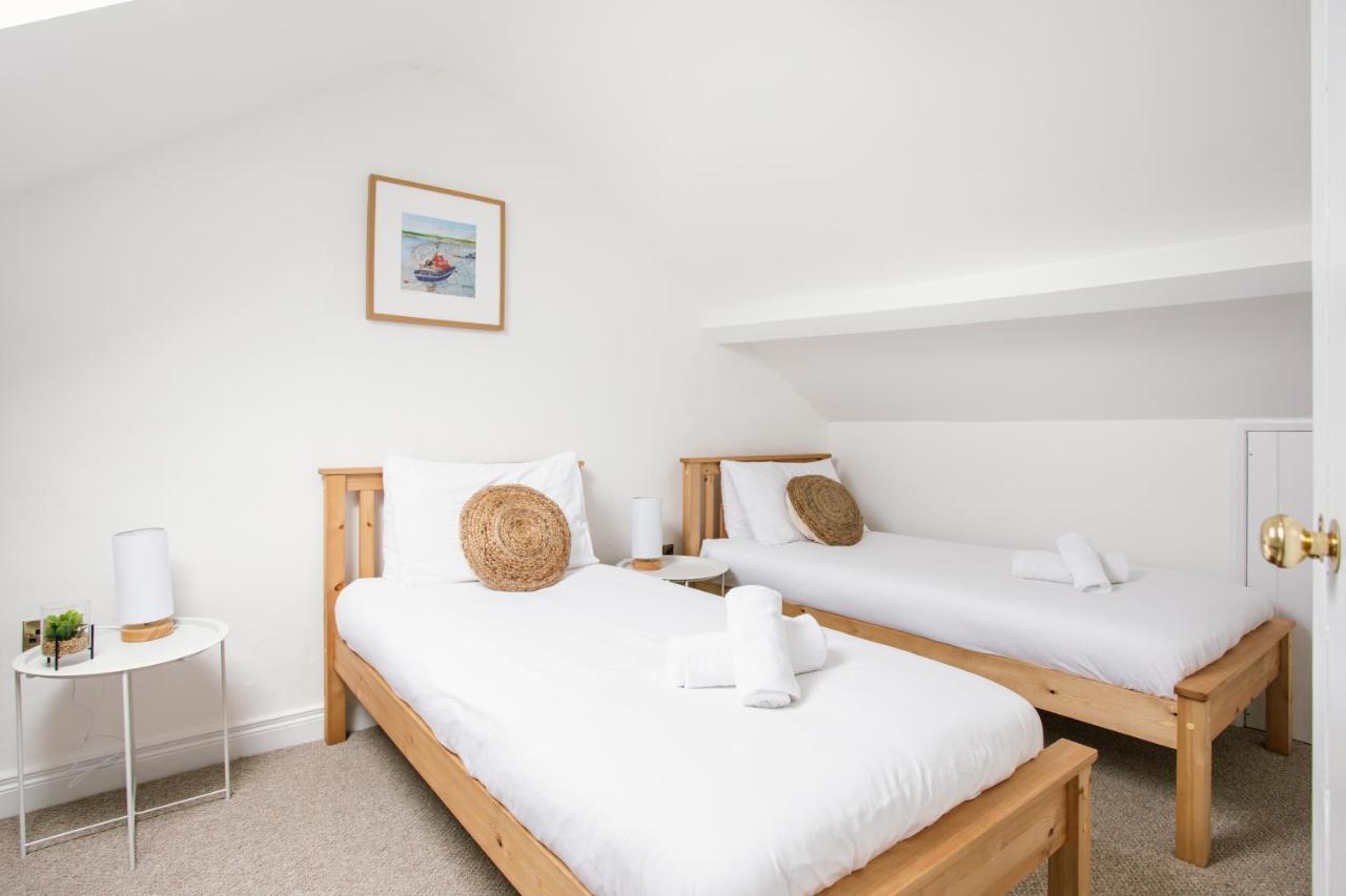 Cosy Period Cottage 2Min Walk To The Beach Portrush Eksteriør billede