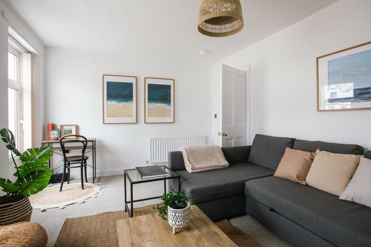 Cosy Period Cottage 2Min Walk To The Beach Portrush Eksteriør billede
